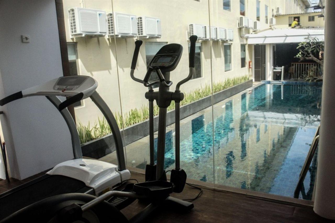 Favor Hotel Makassar Exterior foto