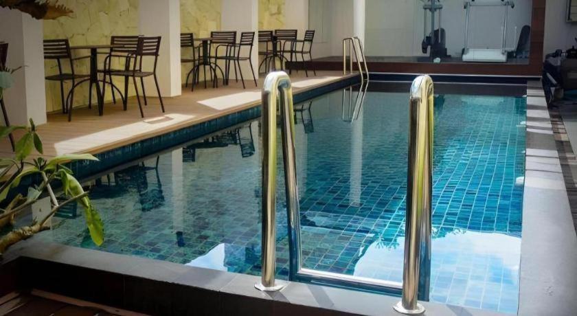 Favor Hotel Makassar Exterior foto
